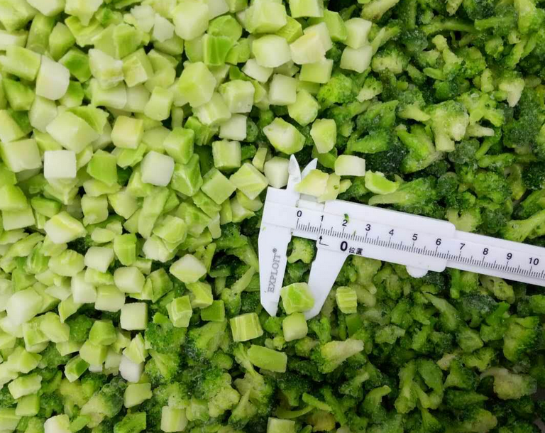 broccoli chopped (2).png