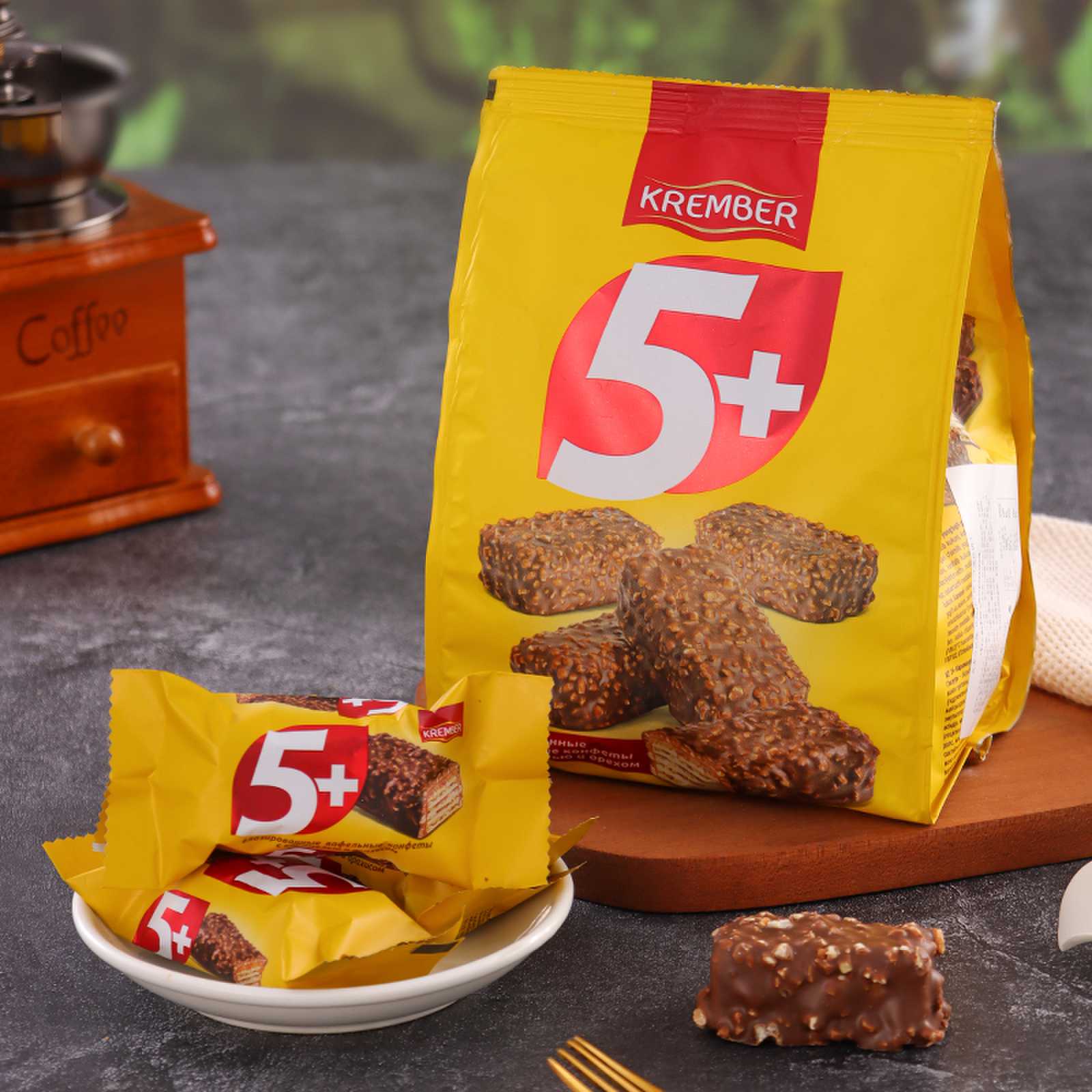 克麥克沃牌焦糖花生榛子味威化餅干