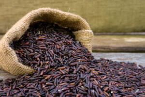 Black-rice-1-300x200.jpg