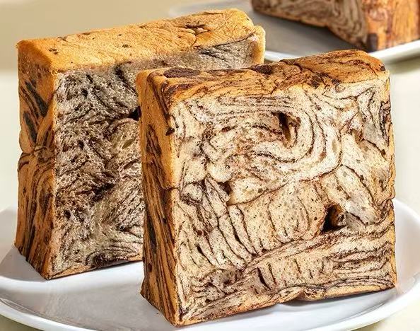 全麥牛乳厚切吐司（巧克力味）