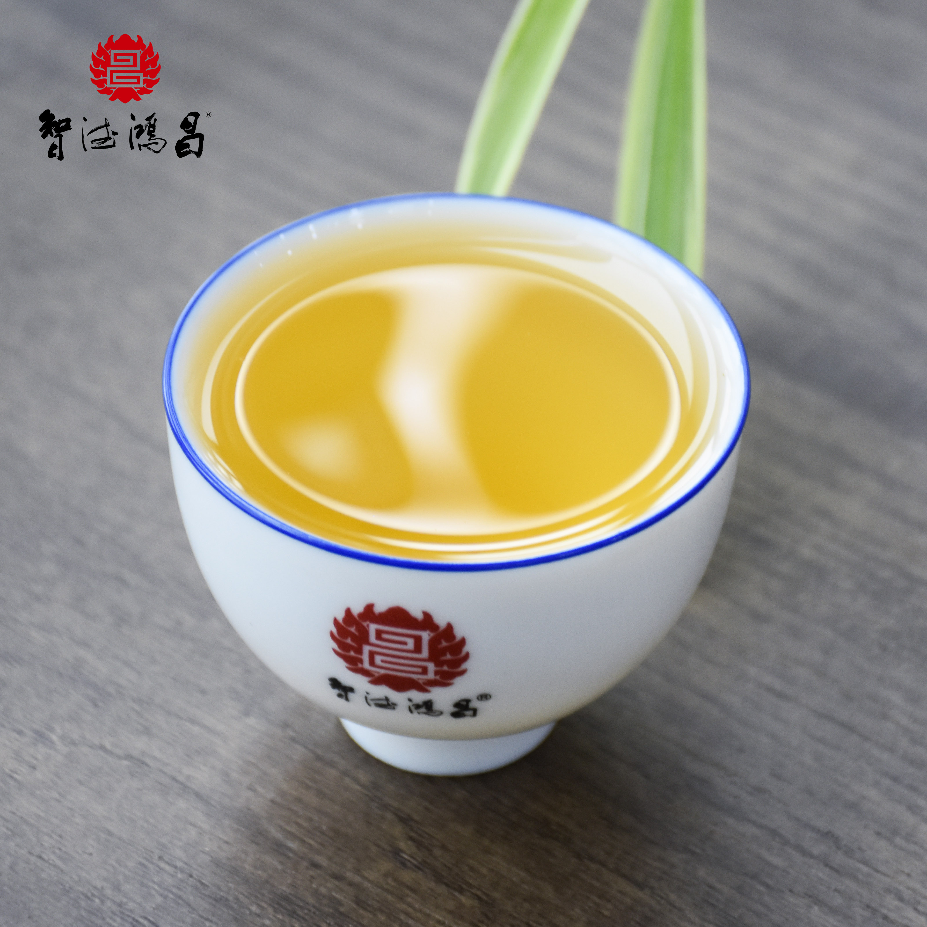 卧龙2.jpg