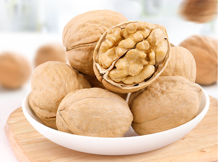 185 Walnut.png