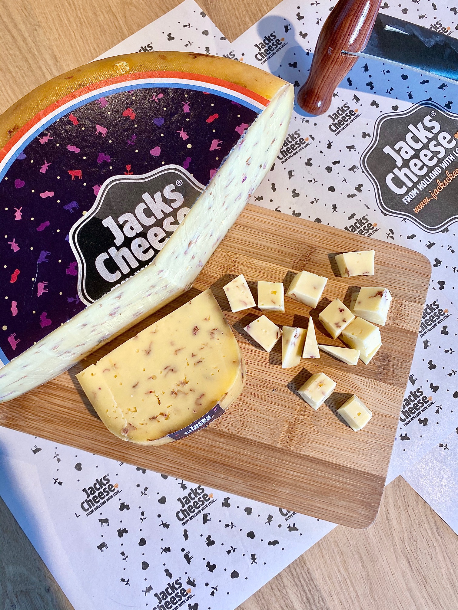 Jacks Cheese Rose Leafs (7).jpg