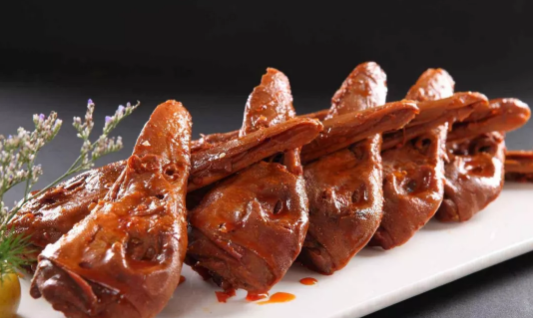 休閑鹵味行業(yè)競(jìng)爭(zhēng)激烈