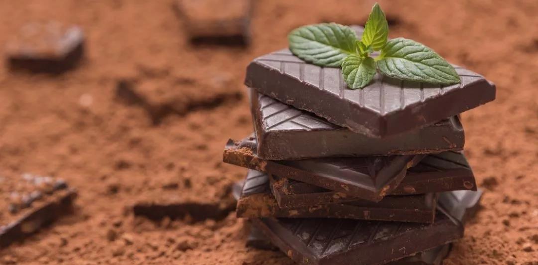 烘焙行業(yè)：茶飲盛起帶動烘培消費升級，看好短保產(chǎn)品空間