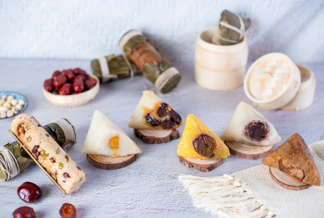 今年粽子回歸經(jīng)典 北京稻香村推“自裝”禮包