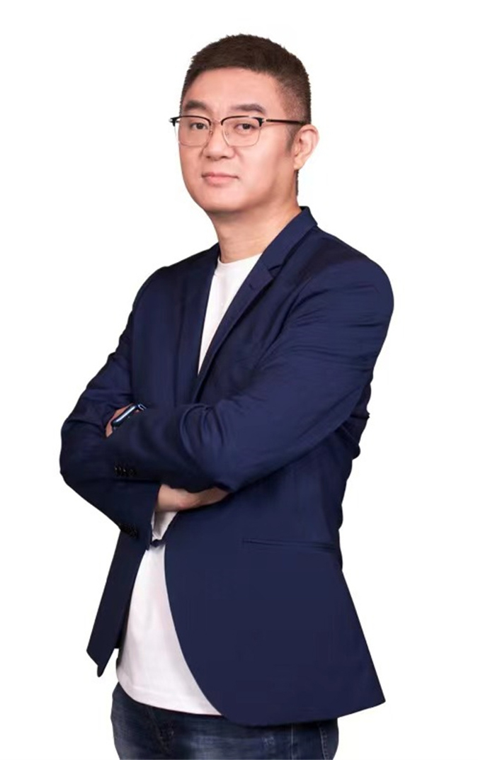 尚向民,霸王茶姬CGO